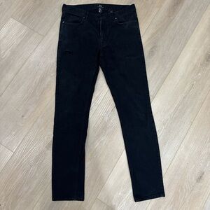 Black slim fit denim jeans #denim
H&M EUR32 US32